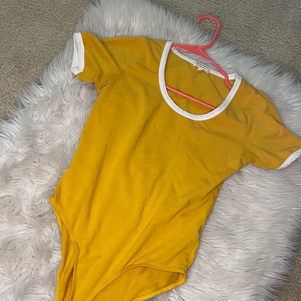 Yellow/white bodysuit